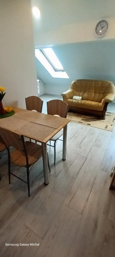 Appartement Przy Amfiteatrze à Kętrzyn Extérieur photo